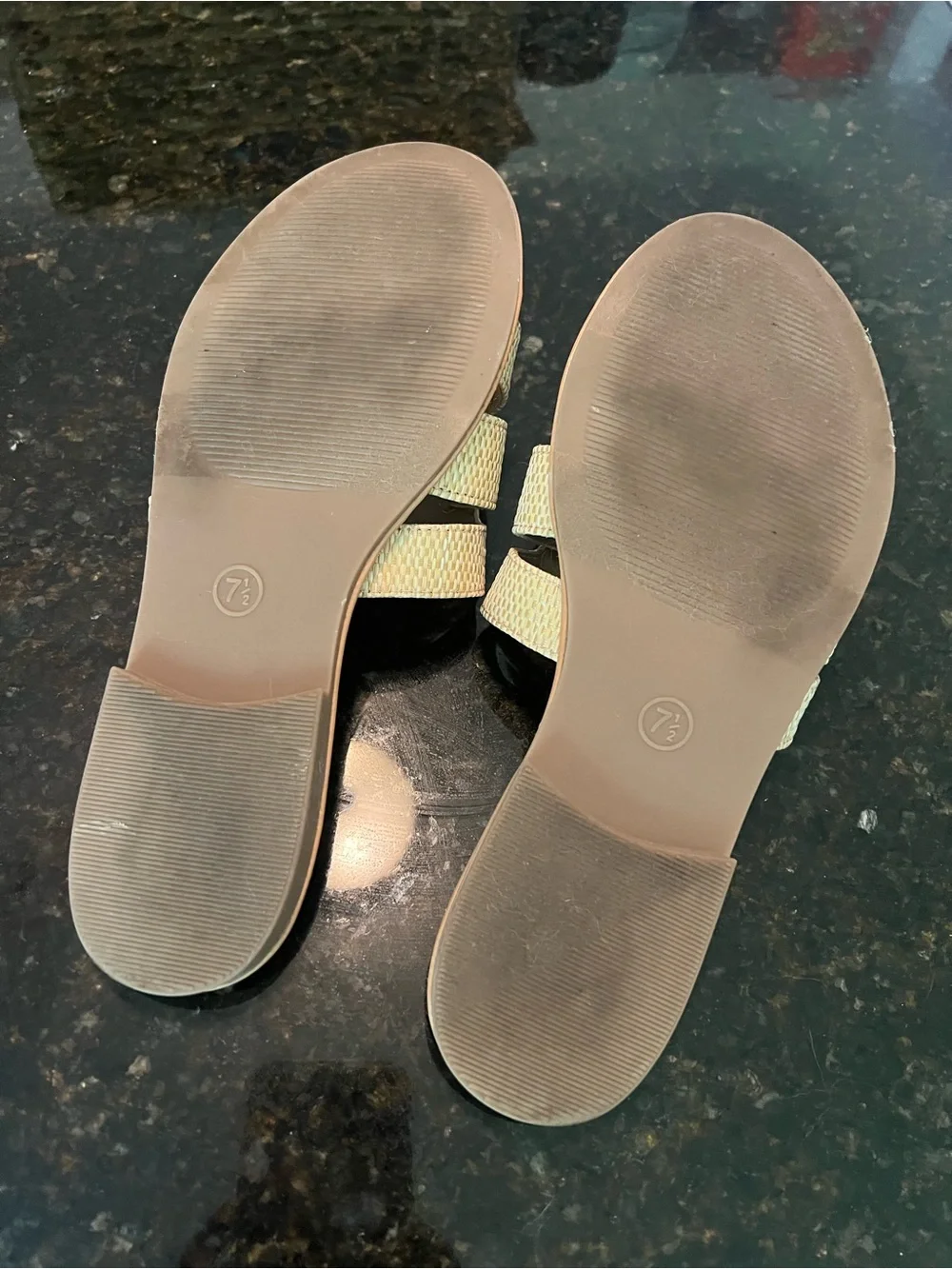 Universal Thread Beige Woven Slide Sandals
